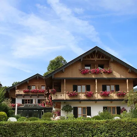 Hotell Landhaus Strobl Am See