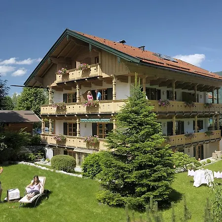 Hotell Landhaus Strobl Am See