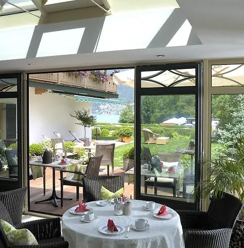 Landhaus Strobl Am See Hotel 3*